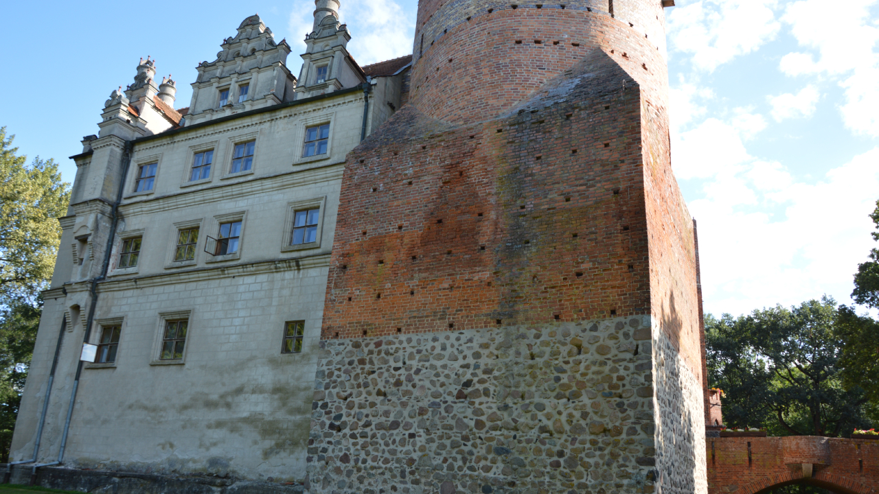 Perła Pomorza Zachodniego, czyli zamek w Pęzinie