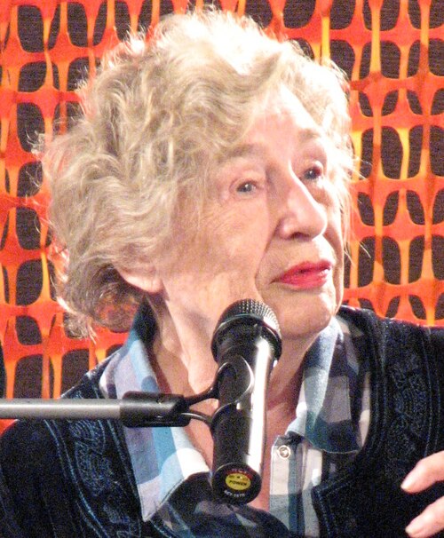 M.C. Beaton Marion Chesney 