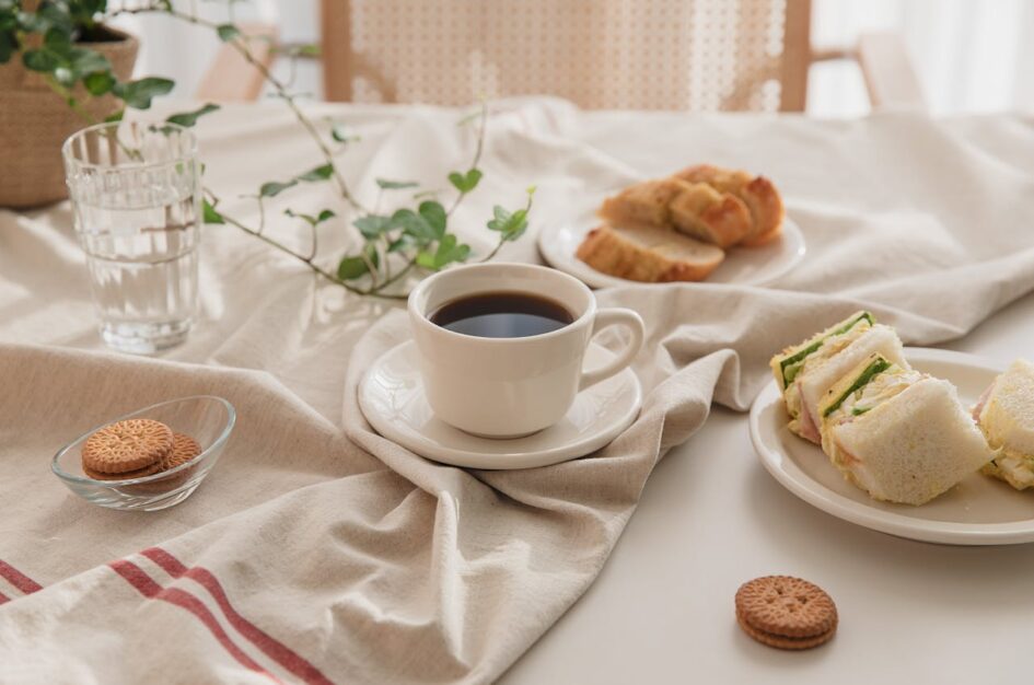 Sztuka tea pairing. Jak dobrać herbatę do posiłku?