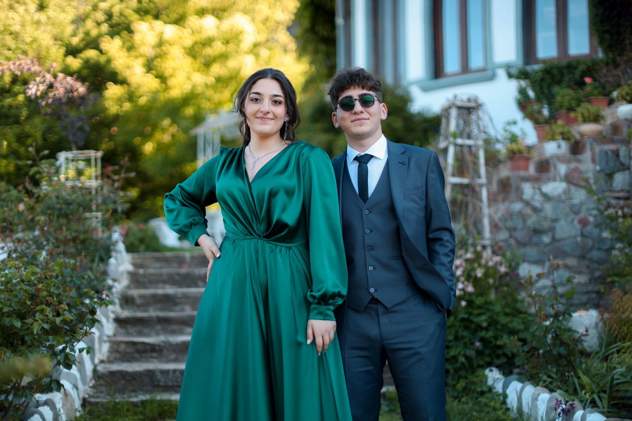 Jak się ubrać na wesele? Mały poradnik dla kobiet 7 Jak się ubrać na wesele, żeby wyglądać elegancko?