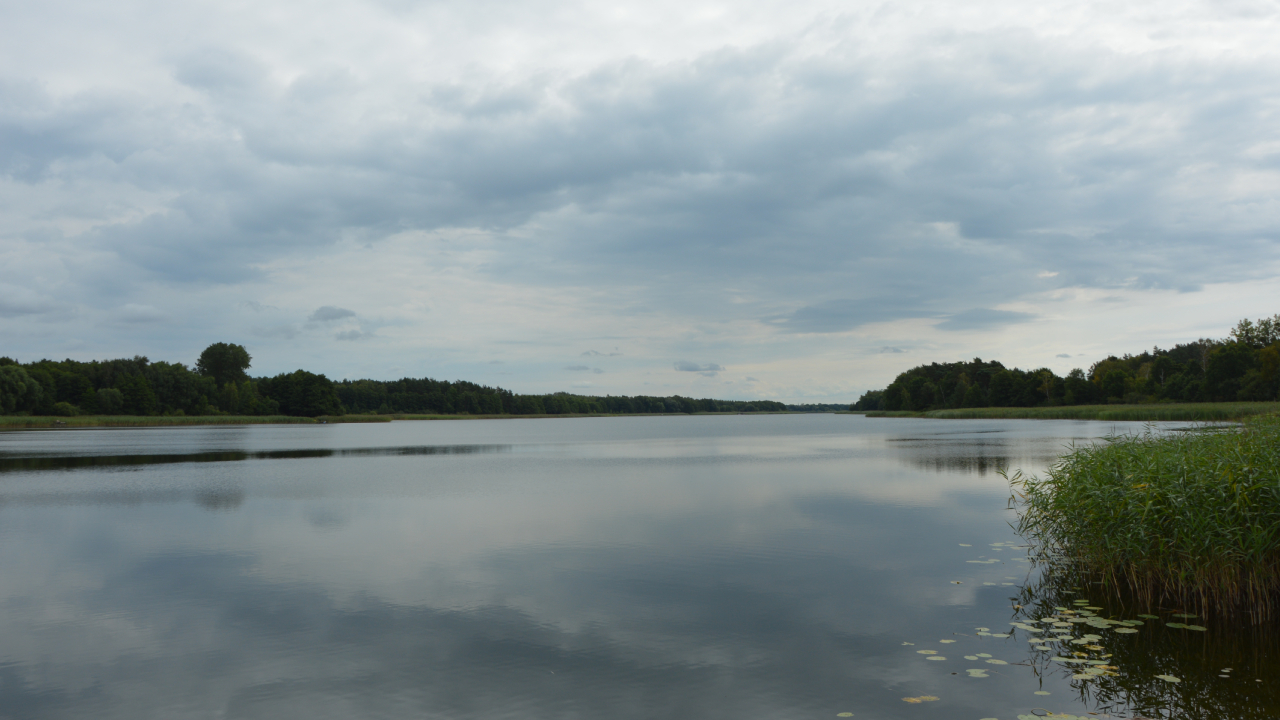 Jezioro w Marianowie