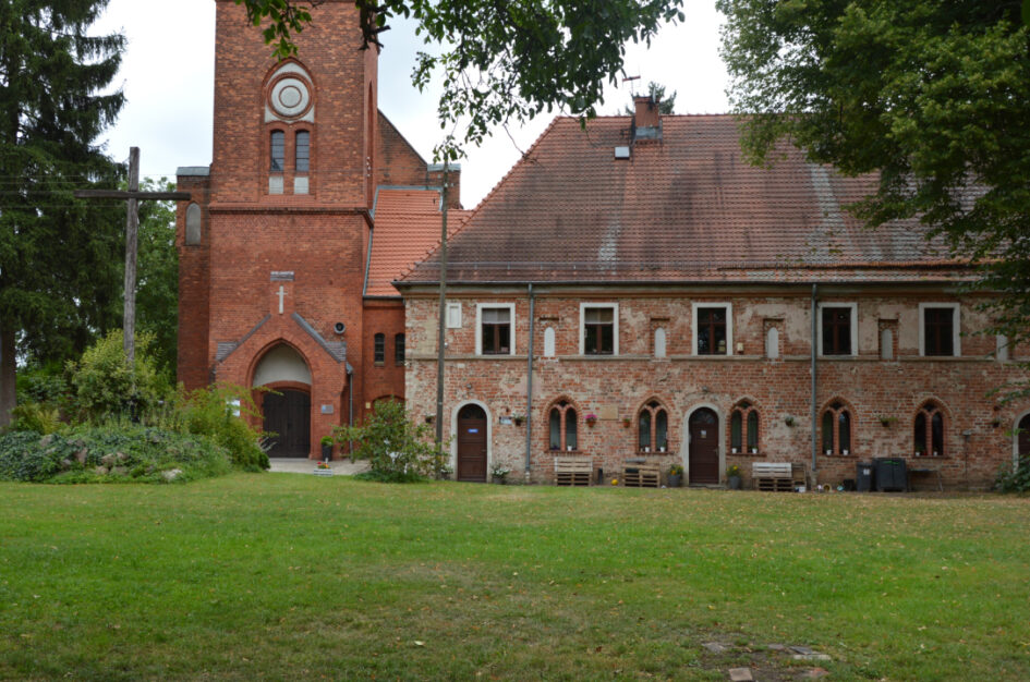 Marianowo, klasztor i czarownica – miejsce pełne historii, magii i legend